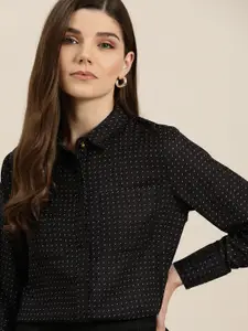 her by invictus Women Black & White Regular Fit Printed Casual Shirt