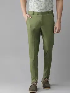 DENNISON Men Green Smart Tapered Fit Solid Smart Casual Trousers