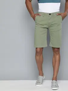 Lee Men Green Solid Slim Fit Regular Shorts