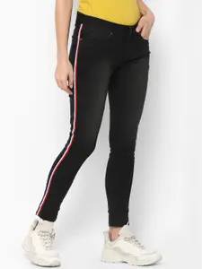 Urbano Fashion Women Black & Red Skinny Fit Low-Rise Clean Look Jeans