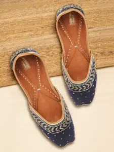 Anouk Women Navy Blue & Gold-Toned Beaded Mojaris
