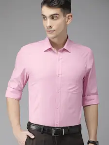 Turtle Men Pink Slim Fit Solid Formal Shirt