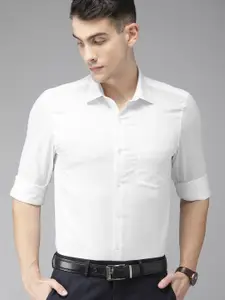 Turtle Men White Slim Fit Solid Formal Shirt