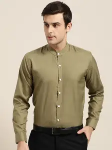 SOJANYA Men Olive Green Classic Regular Fit Solid Formal Shirt