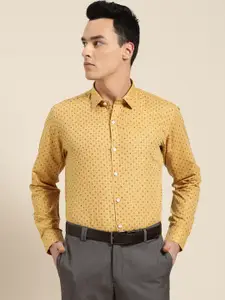 SOJANYA Men Mustard Yellow & Brown Regular Fit Printed Formal Shirt
