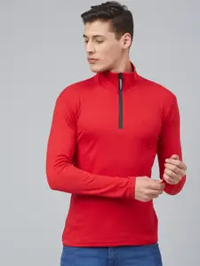 CHKOKKO Men Red Solid Mock Collar T-shirt