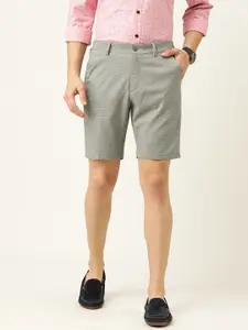 Peter England Men Grey Self Design Slim Fit Regular Shorts