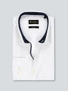 INVICTUS White Printed Slim Fit Formal Shirt