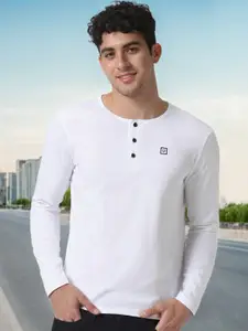 Urbano Fashion Men White Solid Henley Neck Pure Cotton T-shirt