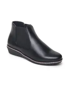 VALIOSAA Women Black Solid Heeled Boots