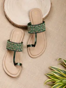 Vishudh Women Green Textured One Toe Flats