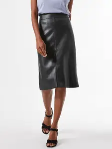 DOROTHY PERKINS Women Black Solid Petite Fit Knee Length Pencil Skirt