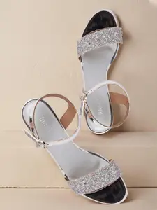 Inc 5 Women Silver-Toned Textured Heels