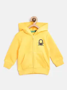 United Colors of Benetton Boys Yellow Solid Hooded Sweatshirt with Embroidered Detail