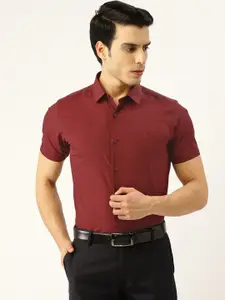 United Colors of Benetton Men Maroon Slim Fit Solid Formal Shirt