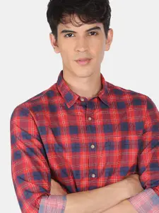 Flying Machine Men Red & Navy Blue Regular Fit Checked Casual Shirt