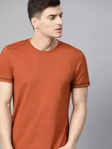 Roadster Men Rust Brown Solid Round Neck Pure Cotton T-shirt