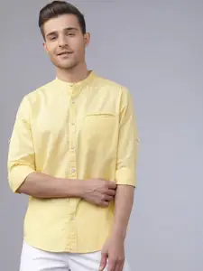 LOCOMOTIVE Men Yellow Slim Fit Solid Casual Shirt