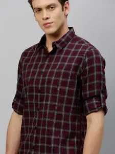 Roadster Men Burgundy & Grey Regular Fit Checked Sustainable Casual Shirt