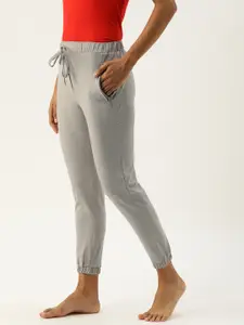 Clt.s Women Grey Melange Slim Fit Solid Lounge Pants
