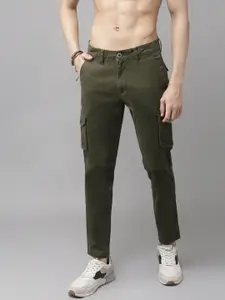 Roadster Men Olive Green Solid Cargos