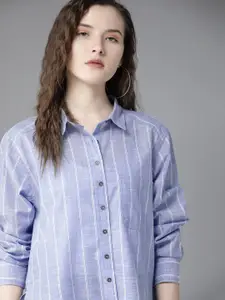 Roadster Women Blue & White Regular Fit Striped Casual Shirt