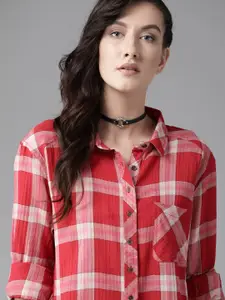 Roadster Women Red & Off-White Regular Fit Checked Casual Shirt