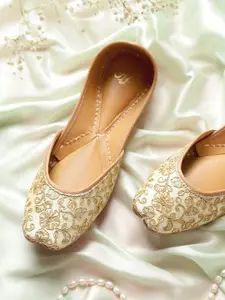 House of Pataudi Women Beige & Gold-Toned Embellished Handcrafted Mojaris