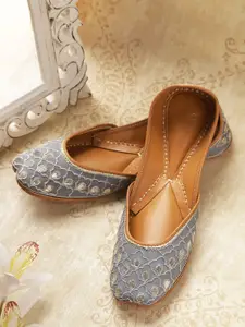 House of Pataudi Women Grey & Gold-Toned Embroidered Handcrafted Mojaris