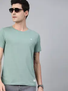 WROGN Men Green Solid Slim Fit Round Neck Pure Cotton T-shirt