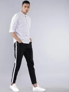 HIGHLANDER Men White & Black Slim Fit Striped Casual Shirt