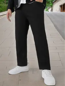 Urbano Plus Men Black & Black Regular Fit Mid-Rise Clean Look Jeans