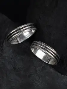 FIROZA Women Set of 2 Oxidised Silver-Toned Textured Adjustable Toe Rings
