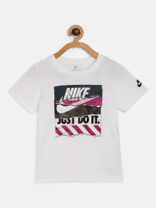 Nike Boys White Pure Cotton Brand Logo Print Shoe Box Tears Round Neck Pure Cotton T-shirt