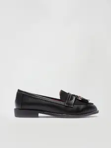 DOROTHY PERKINS Women Black Wide Fit Solid Tasselled Loafers