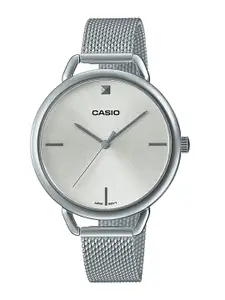 CASIO Enticer Ladies Silver-Toned Analogue Watch A1810