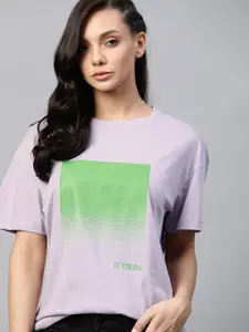 The Roadster Lifestyle Co Women Lavender  Green Pure Cotton Graphic Print Boxy Fit Sleeves T-shirt