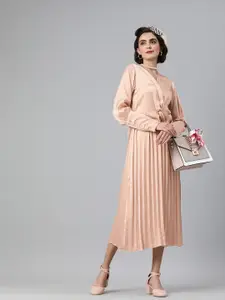 plusS Women Peach-Coloured Solid Accordion Pleat A-Line Midi Dress