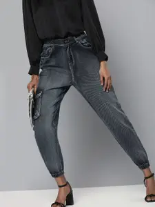 SASSAFRAS Women Navy Blue High-Rise Clean Look Cropped Jogger Jeans