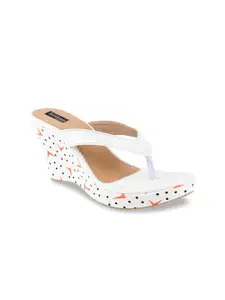 Shoetopia Women White Printed Heels