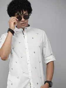The Roadster Lifestyle Co Men White Printed Casual Shirt