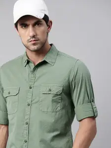 The Roadster Lifestyle Co Men Green Solid Regular Fit Casual Shirt
