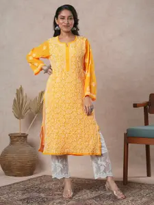 Ada Women Plus Size Yellow & White Floral Embroidered Chikankari Handloom Kurta