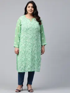 ADA Women Plus Size Green & White Ethnic Motifs Embroidered Chikankari Handloom Kurta With Slip