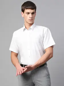 English Navy Men White Polyester Slim Fit Solid Formal Shirt