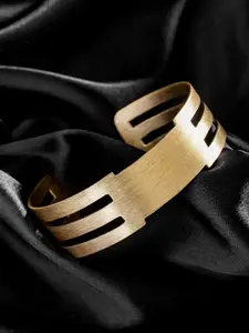 DIVA WALK EXCLUSIVE Gold-Plated Handcrafted Striped Cuff Bracelet
