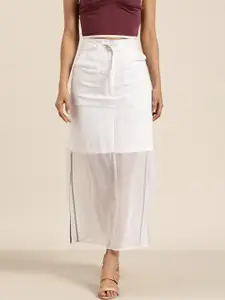 Qurvii Women White Solid Straight Skirt