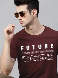 Roadster Men Maroon  White Typography Printed Pure Cotton T-shirt