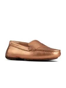 Clarks Women Textured Leather Loafers