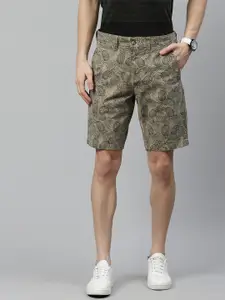 Nautica Men Khaki & Black Printed Slim Fit Chino Shorts